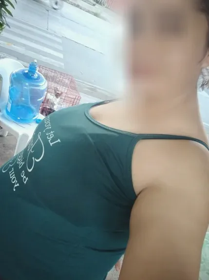 Anja, 29