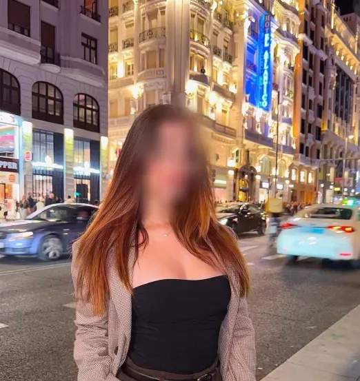 Carina, 26