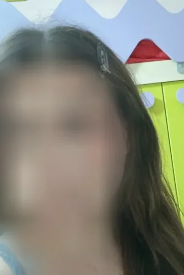 Carla, 33