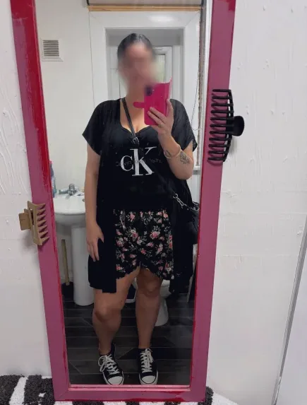 Chiara, 37