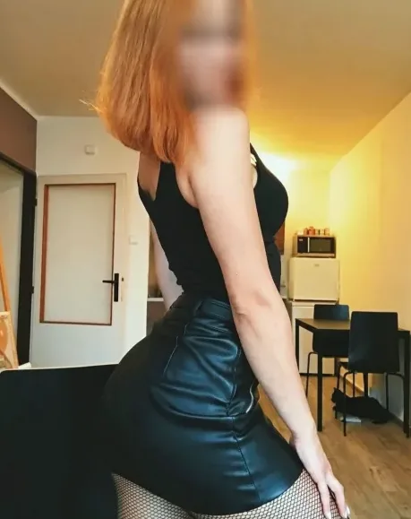 Hannah, 30