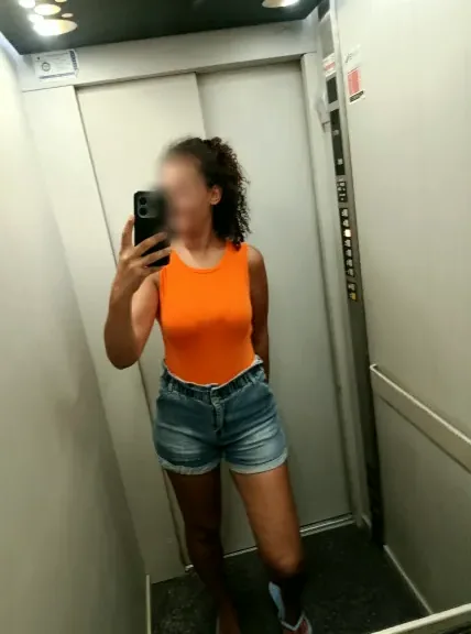 Janina, 33