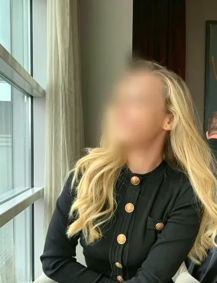 Merle, 34
