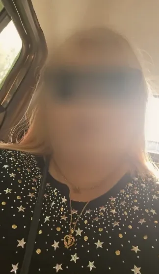 Tanja, 25
